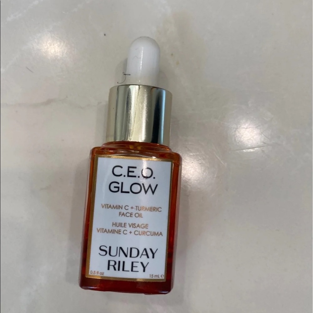 Sunday Riley CEO Glow oil
